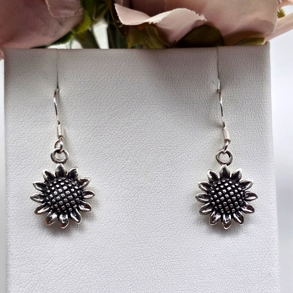 ❤️ SUNNY DAYS EARRINGS - Picture 8 of 8